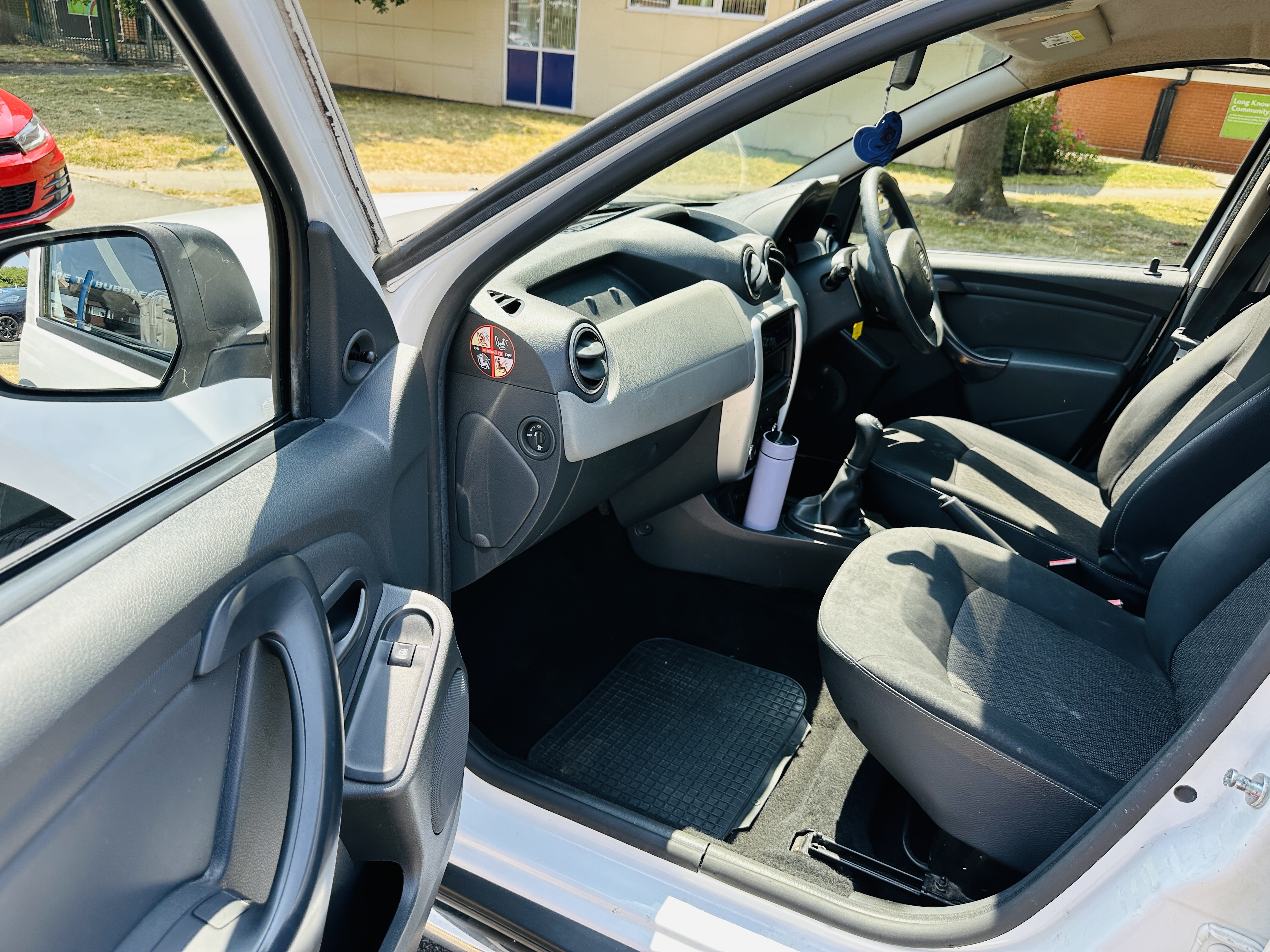 Dacia Duster 1.6 Access SUV 5dr Petrol Manual Euro 5 (105 ps)