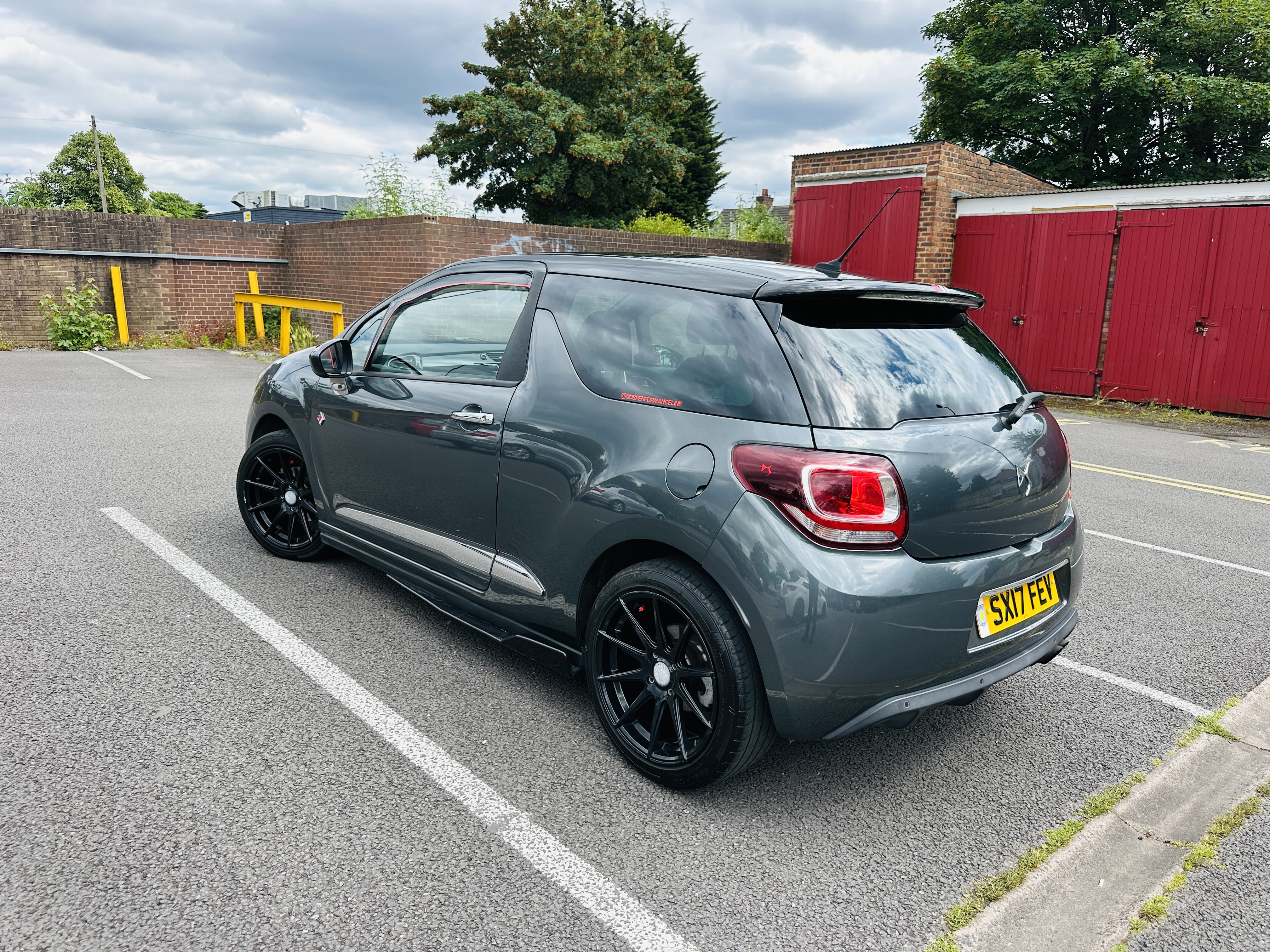 DS AUTOMOBILES DS 3 1.2 PureTech Performance Line Hatchback 3dr Petrol Manual Euro 6 (s/s) (130 ps)