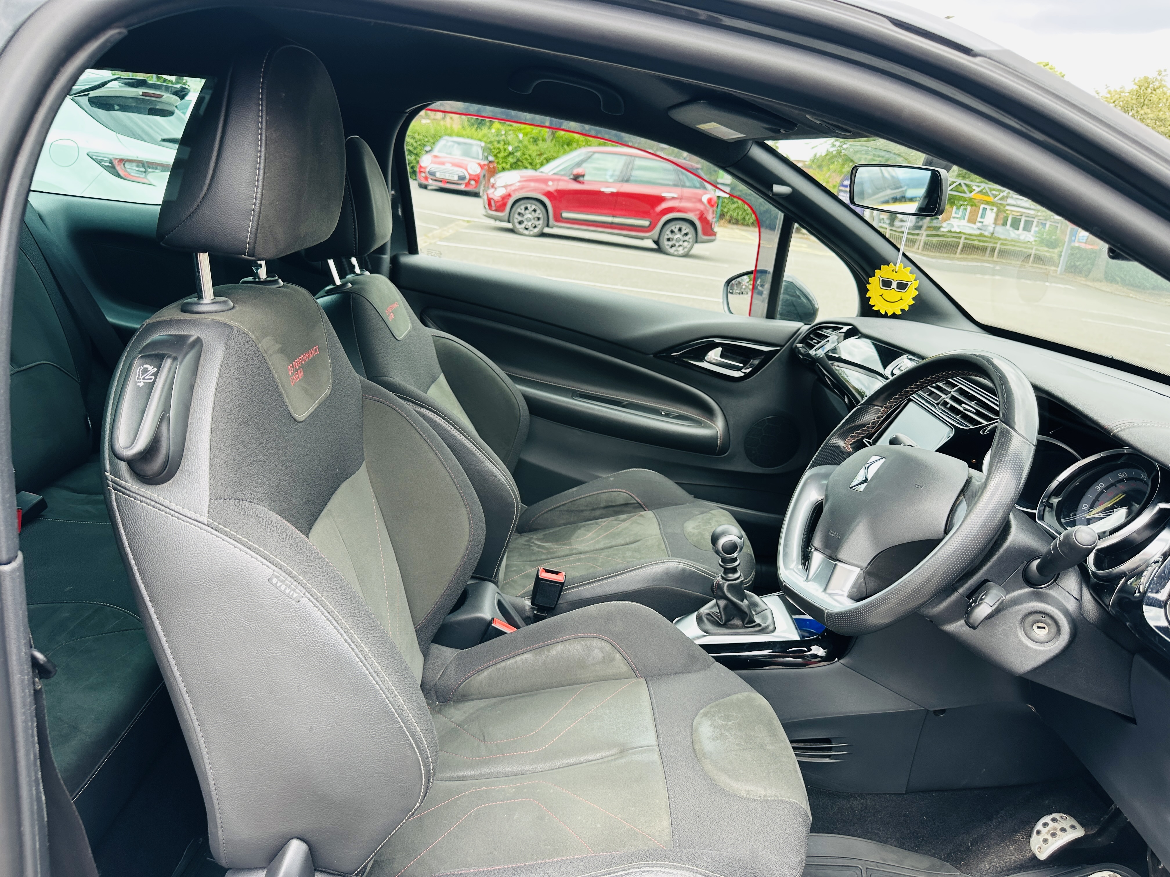 DS AUTOMOBILES DS 3 1.2 PureTech Performance Line Hatchback 3dr Petrol Manual Euro 6 (s/s) (130 ps)