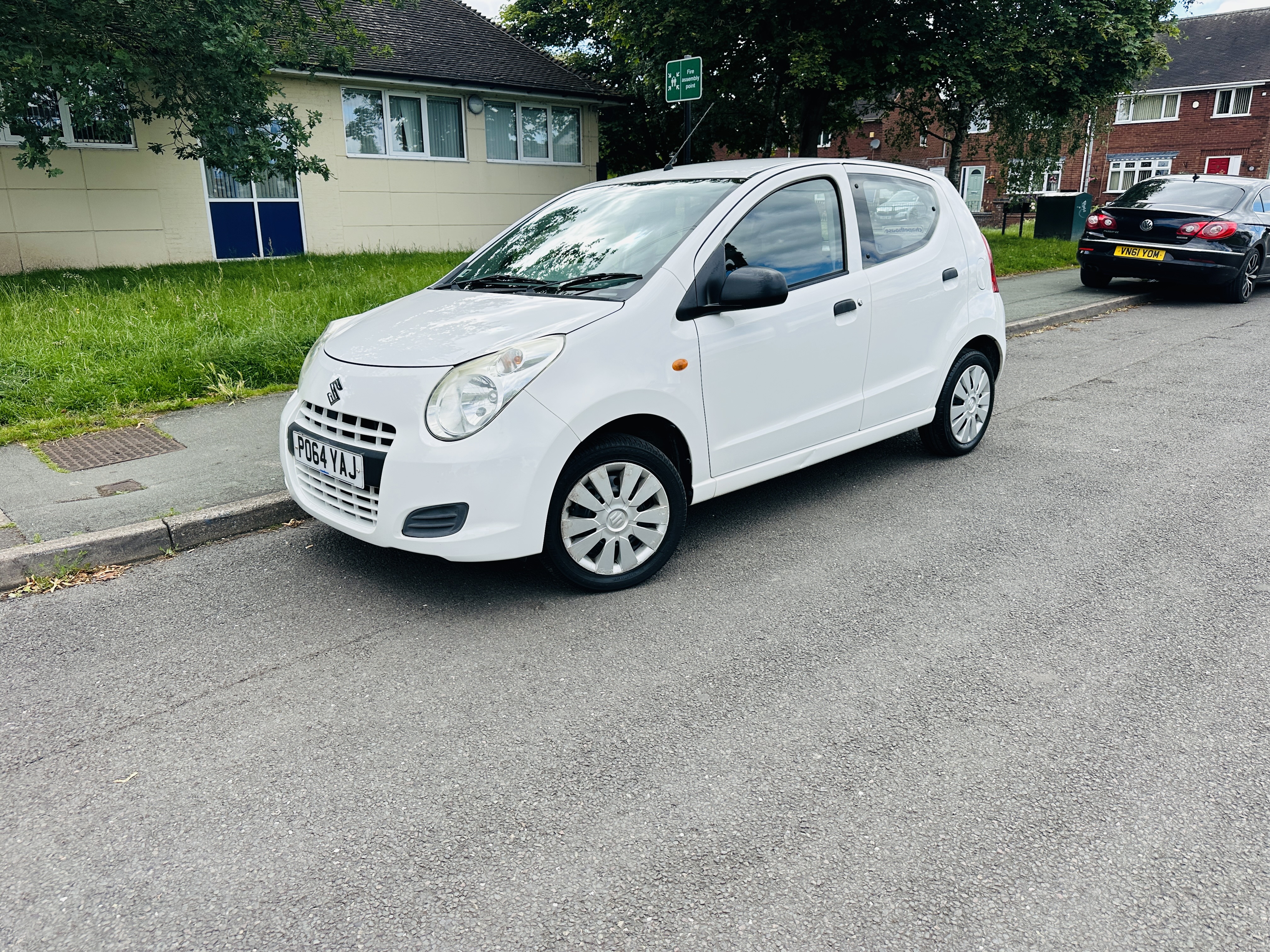 Suzuki Alto 1.0 12V SZ Hatchback 5dr Petrol Manual Euro 5 (68 ps)