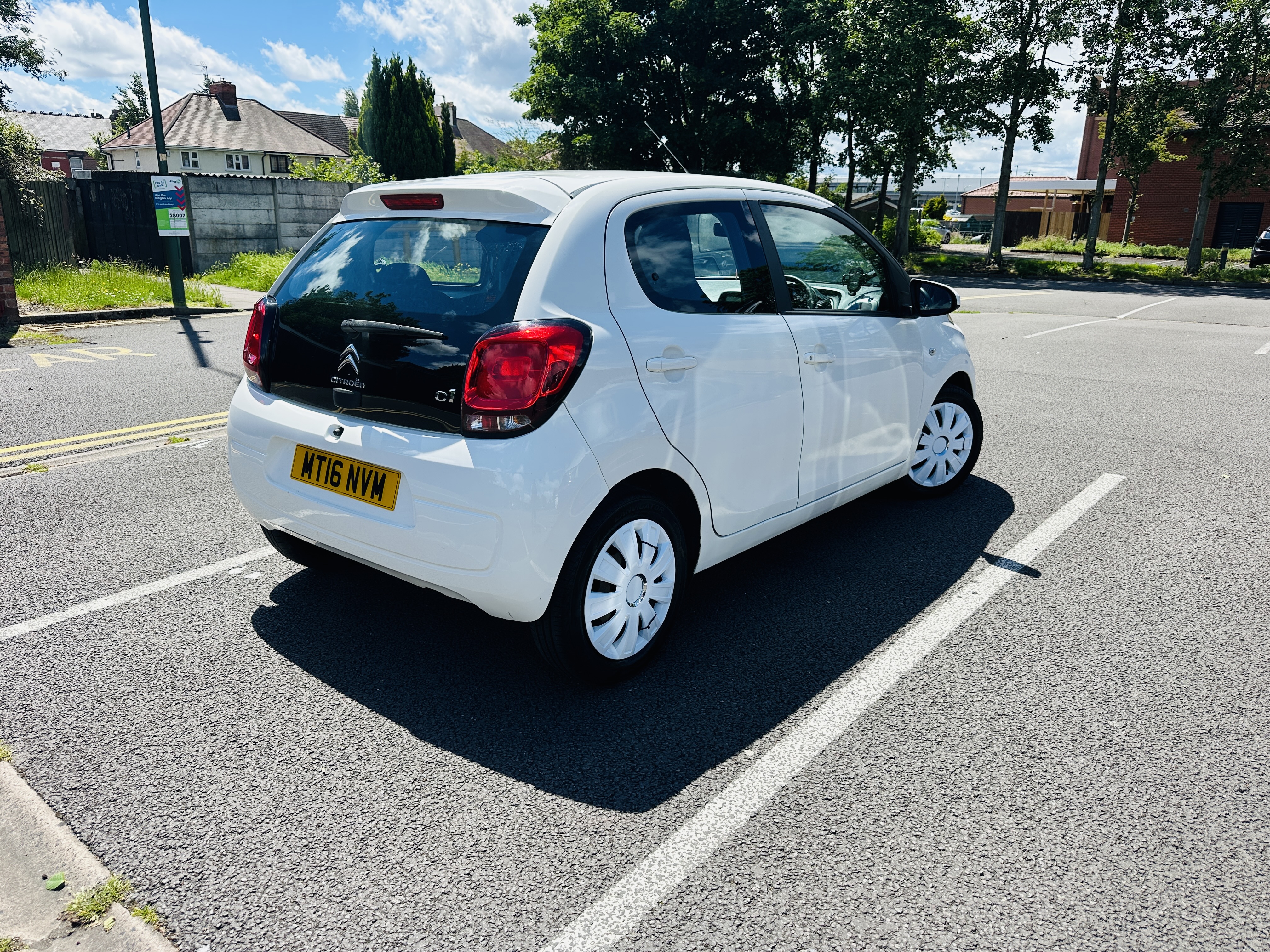 Citroen C1 1.2 PureTech Feel Hatchback 5dr Petrol Manual Euro 6 (82 ps)