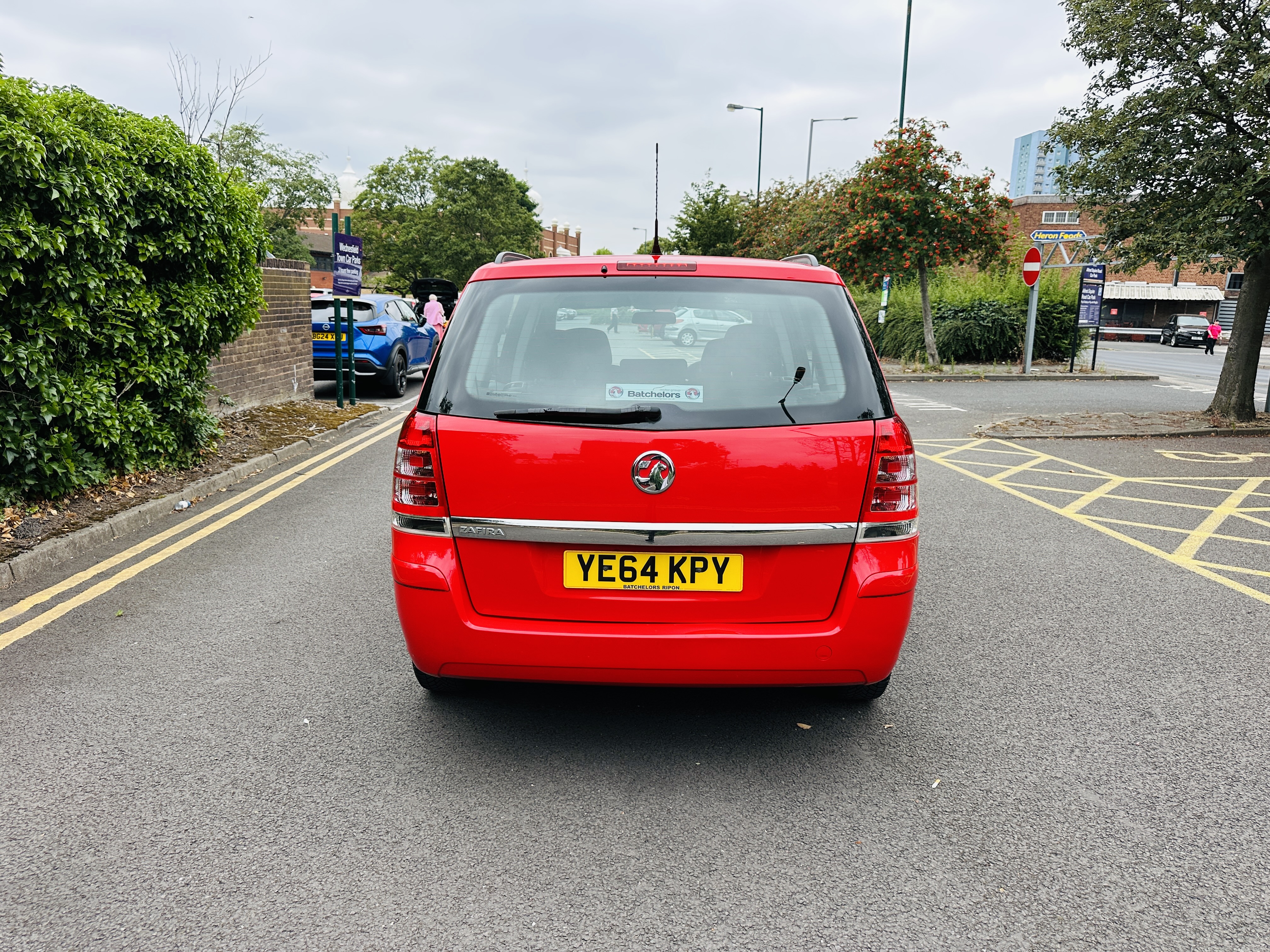 Vauxhall Zafira 1.8 16V Exclusiv MPV 5dr Petrol Manual Euro 5 (120 ps)