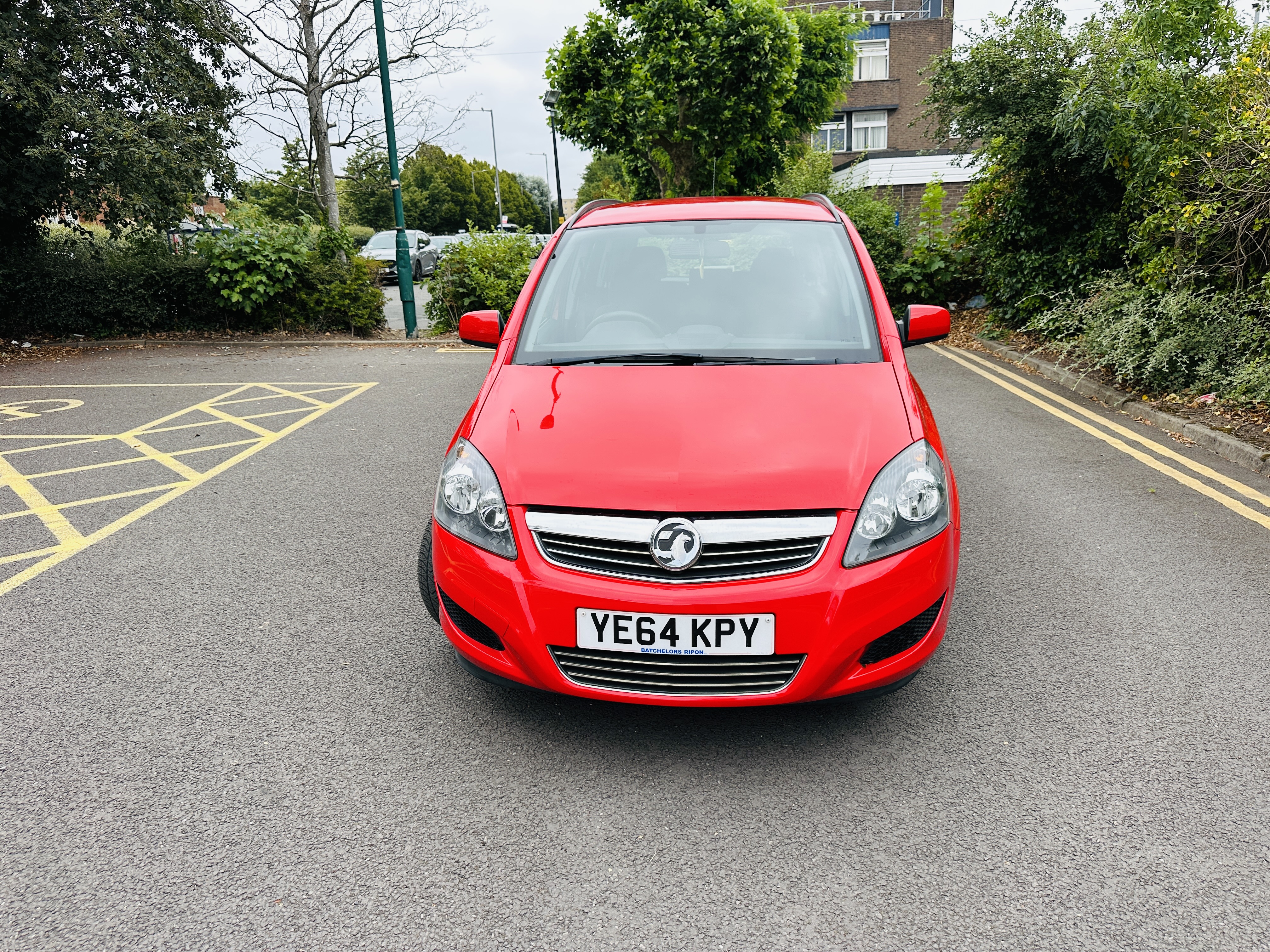 Vauxhall Zafira 1.8 16V Exclusiv MPV 5dr Petrol Manual Euro 5 (120 ps)