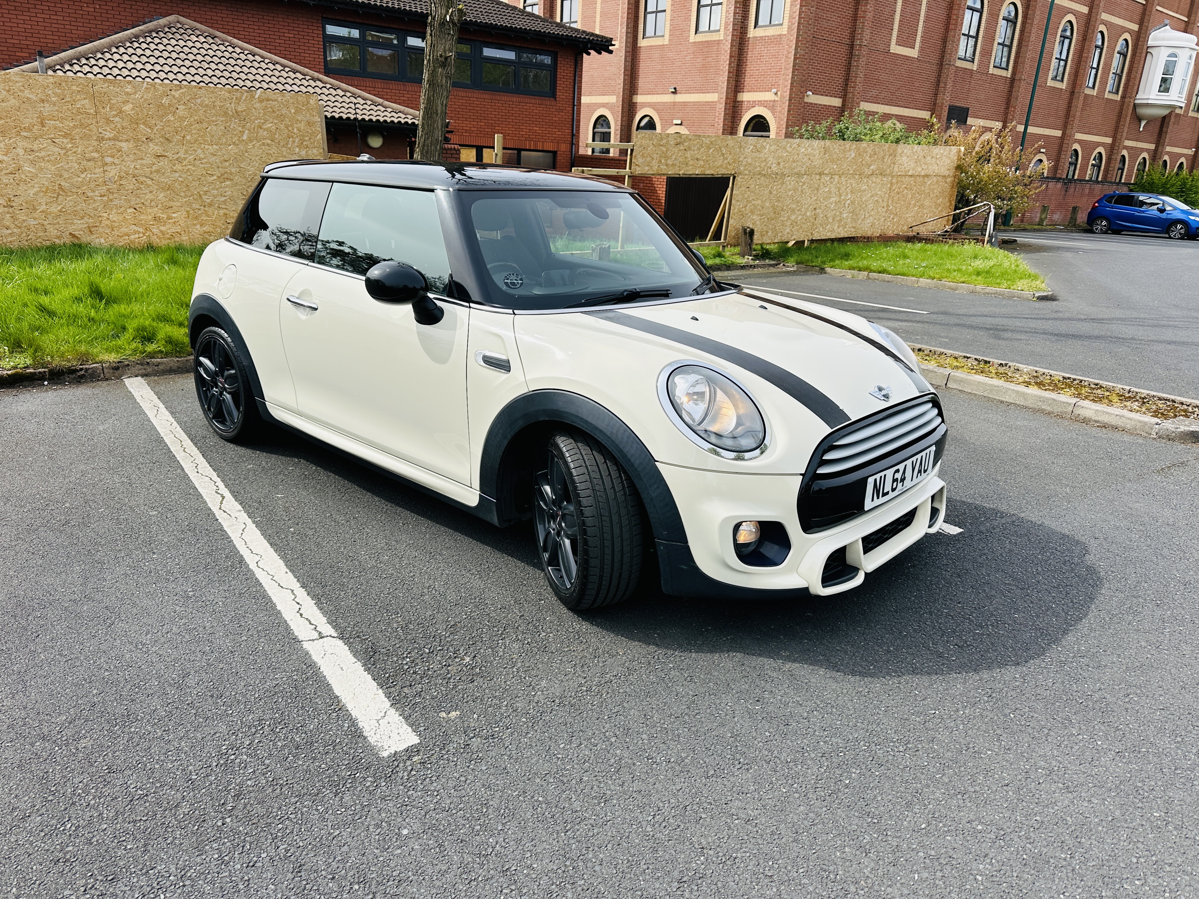 MINI Hatch 1.5 Cooper Hatchback 3dr Petrol Manual Euro 6 (s/s) (136 ps)