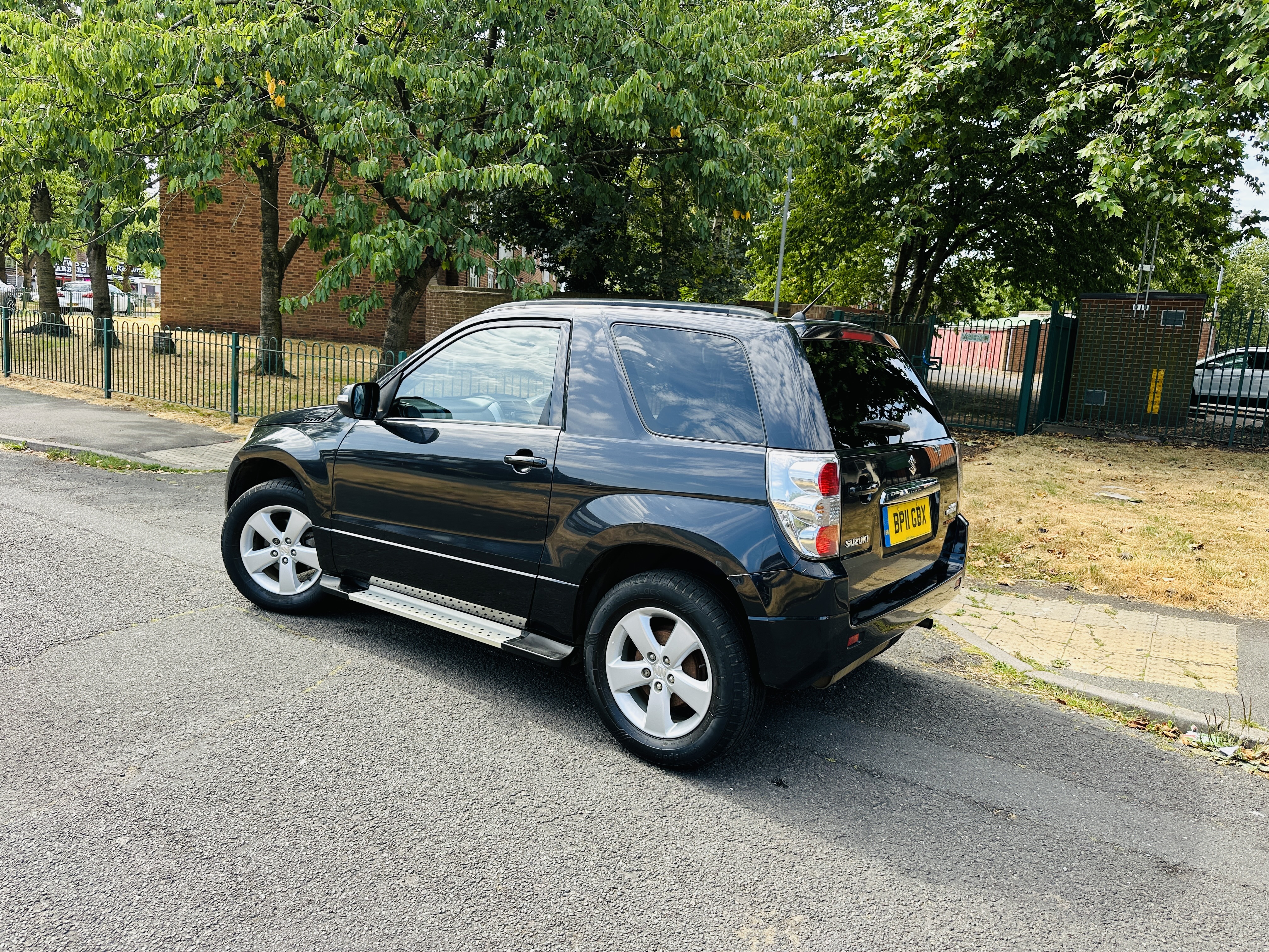 Suzuki Grand Vitara 1.6 VVT SZ4 SUV 3dr Petrol Manual 4WD Euro 5 (106 ps)